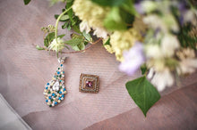 将图片加载到图库查看器，드림라이트 파스텔 크리스탈 드롭 이어링