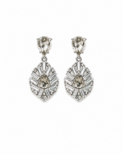 Laden Sie das Bild in den Galerie-Viewer, Arco Deco Pear Cut Earrings