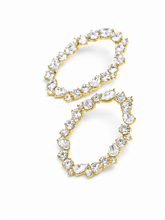 Laden Sie das Bild in den Galerie-Viewer, Oval Crystal Statement Earrings