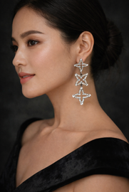 Eternal Éclat: Geometric Star Chandelier