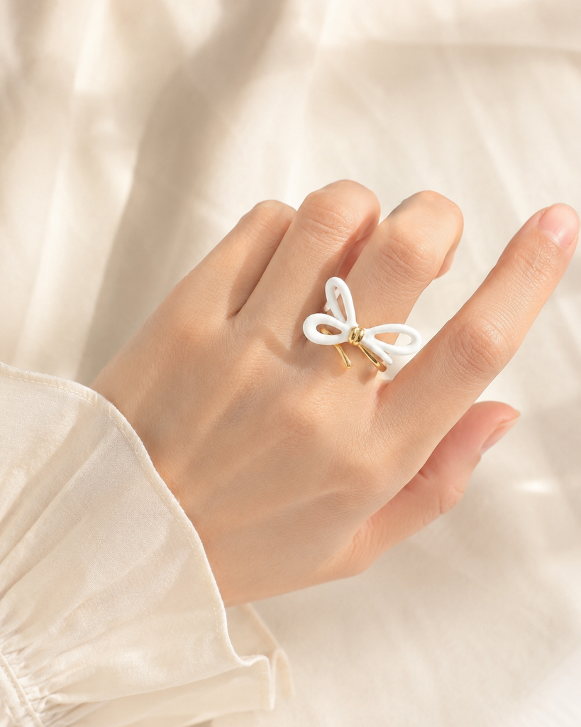 Noir & Blanc Bow Ring