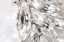 Laden Sie das Bild in den Galerie-Viewer, Meet The Angels